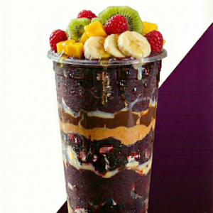 Açaí no Copo em Camadas com varios complementos