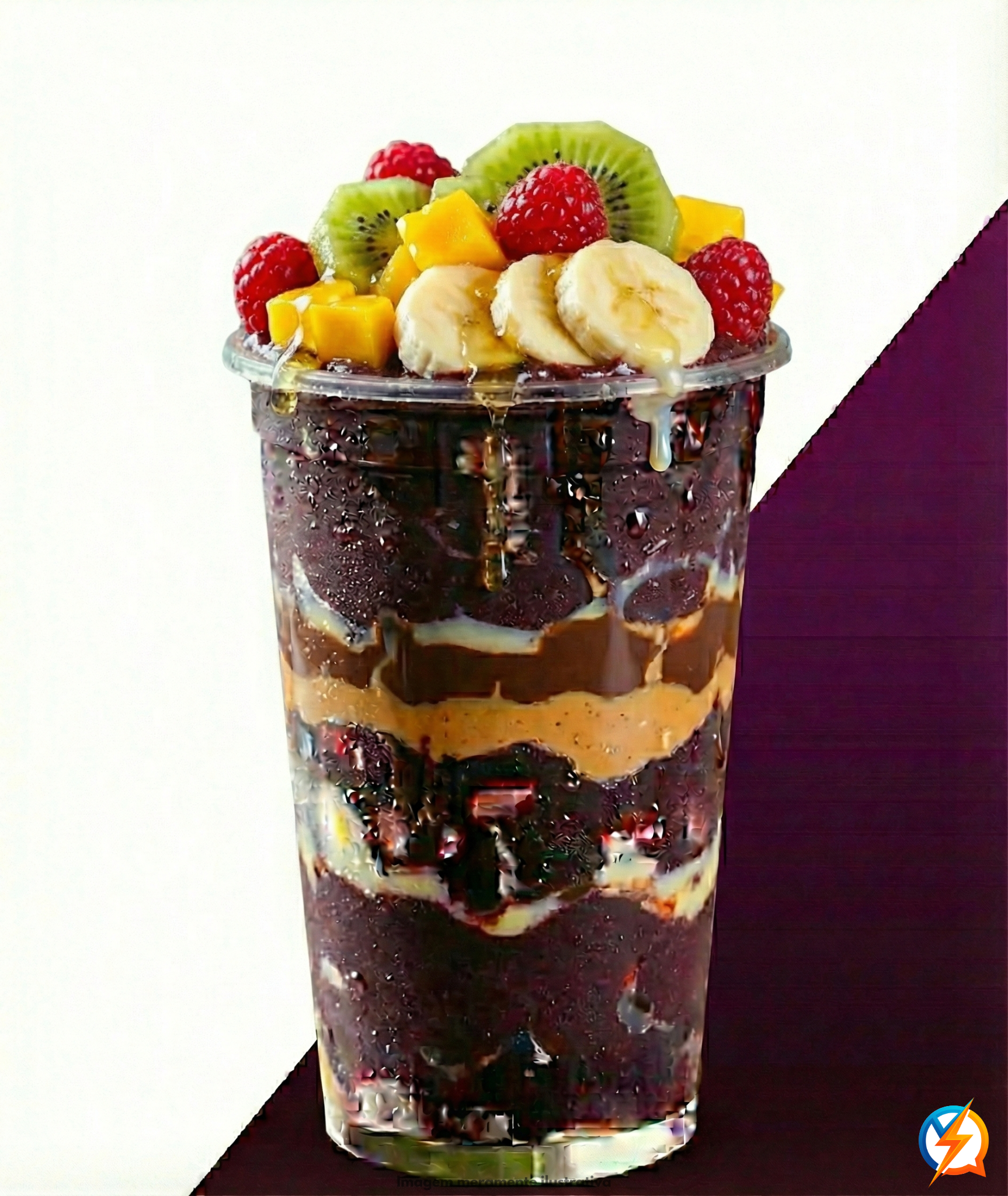 Açaí no Copo em Camadas com varios complementos